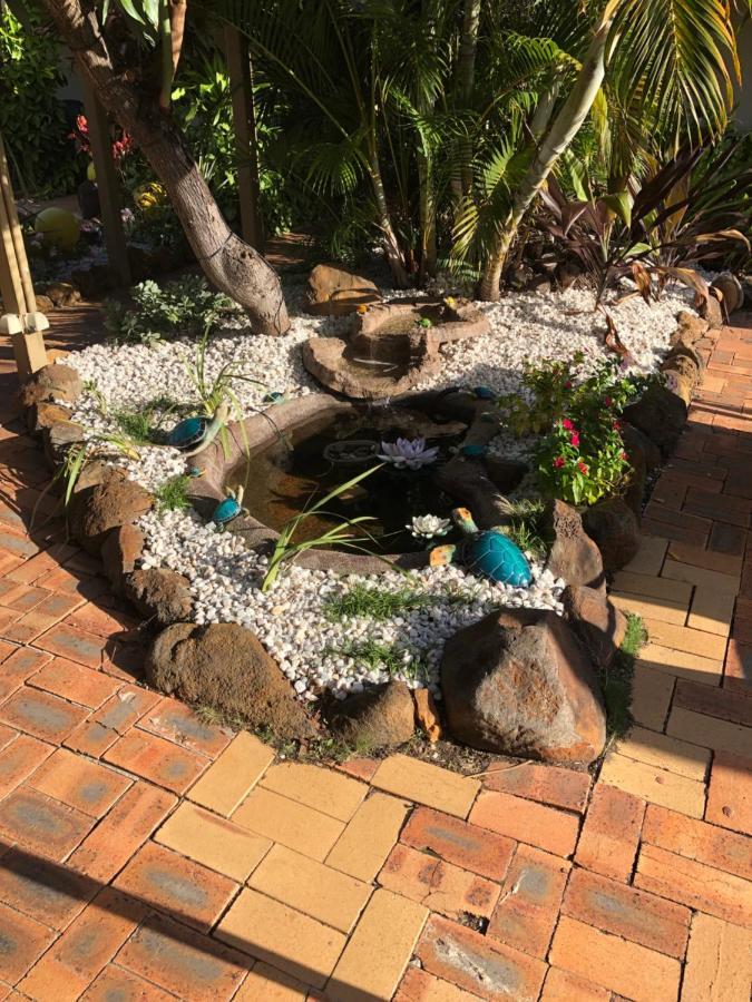 Bundaberg Coral Villa Motor Inn Dış mekan fotoğraf