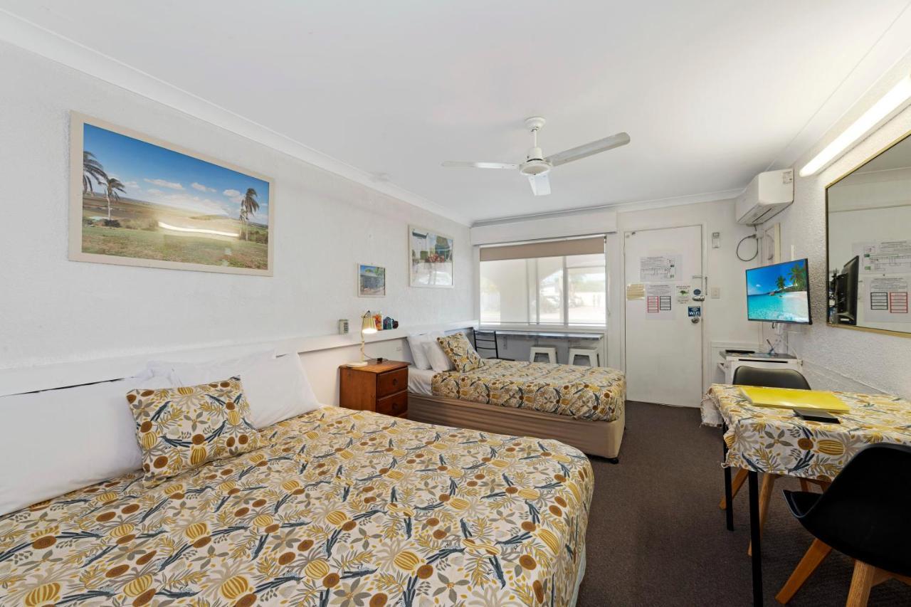 Bundaberg Coral Villa Motor Inn Dış mekan fotoğraf