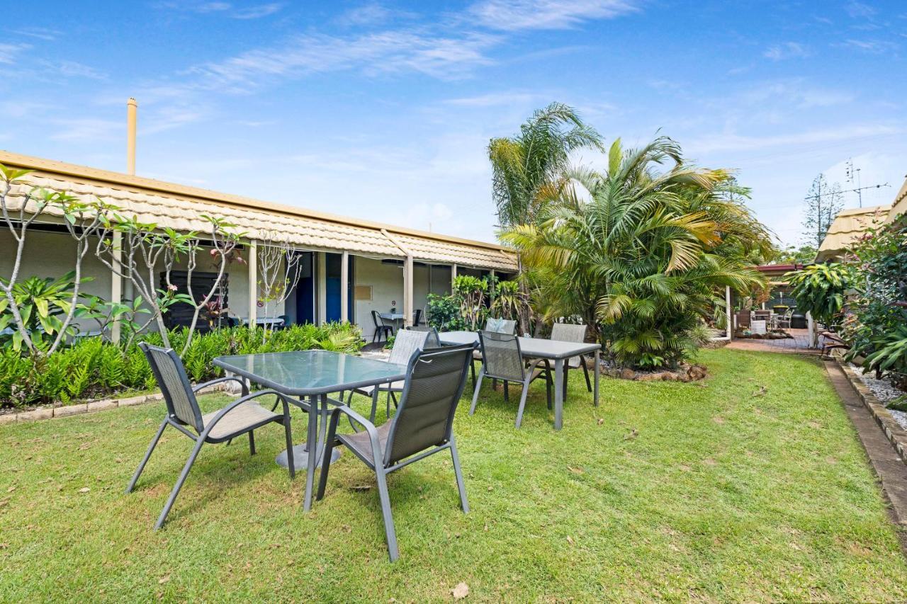 Bundaberg Coral Villa Motor Inn Dış mekan fotoğraf