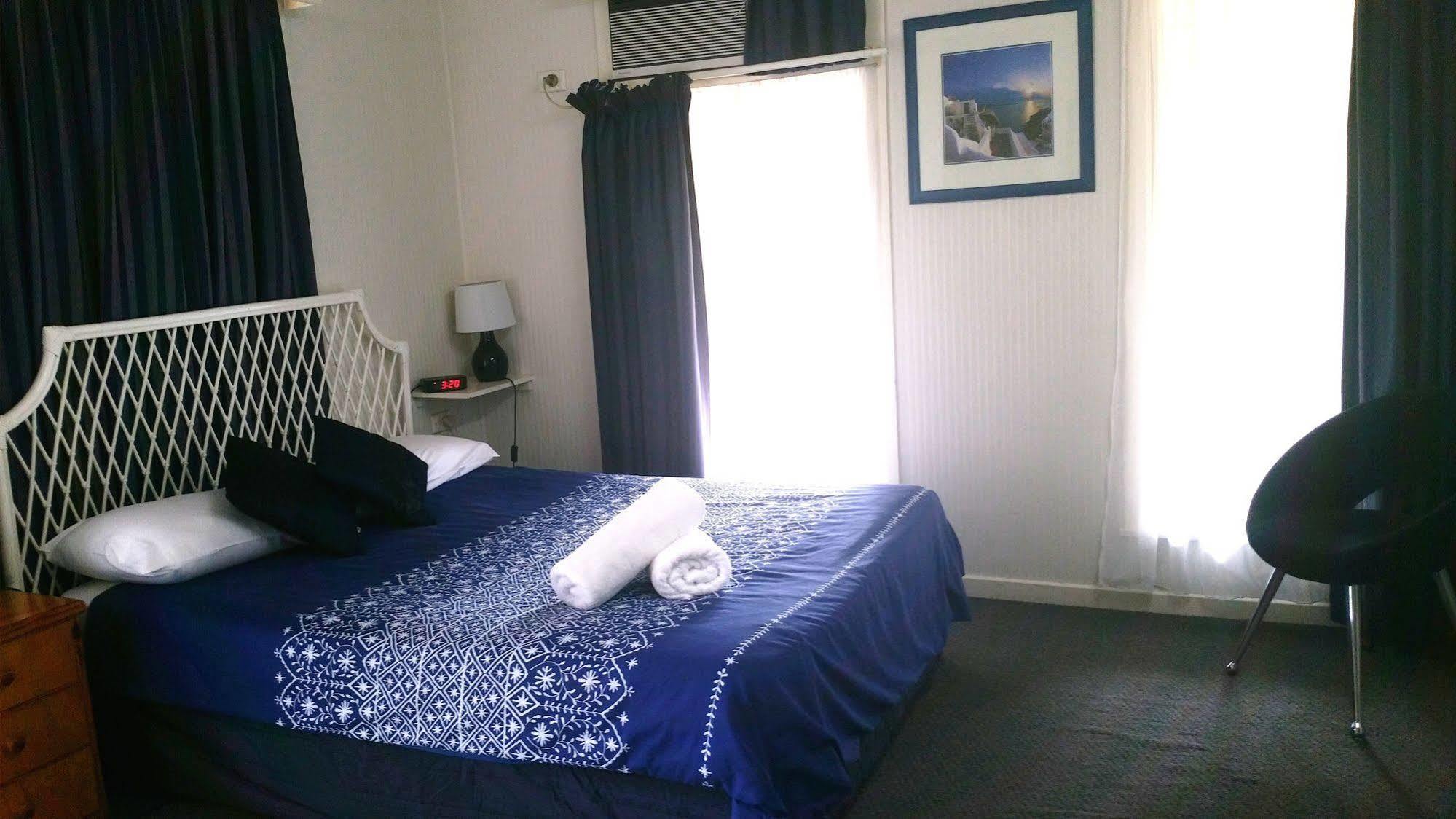 Bundaberg Coral Villa Motor Inn Dış mekan fotoğraf