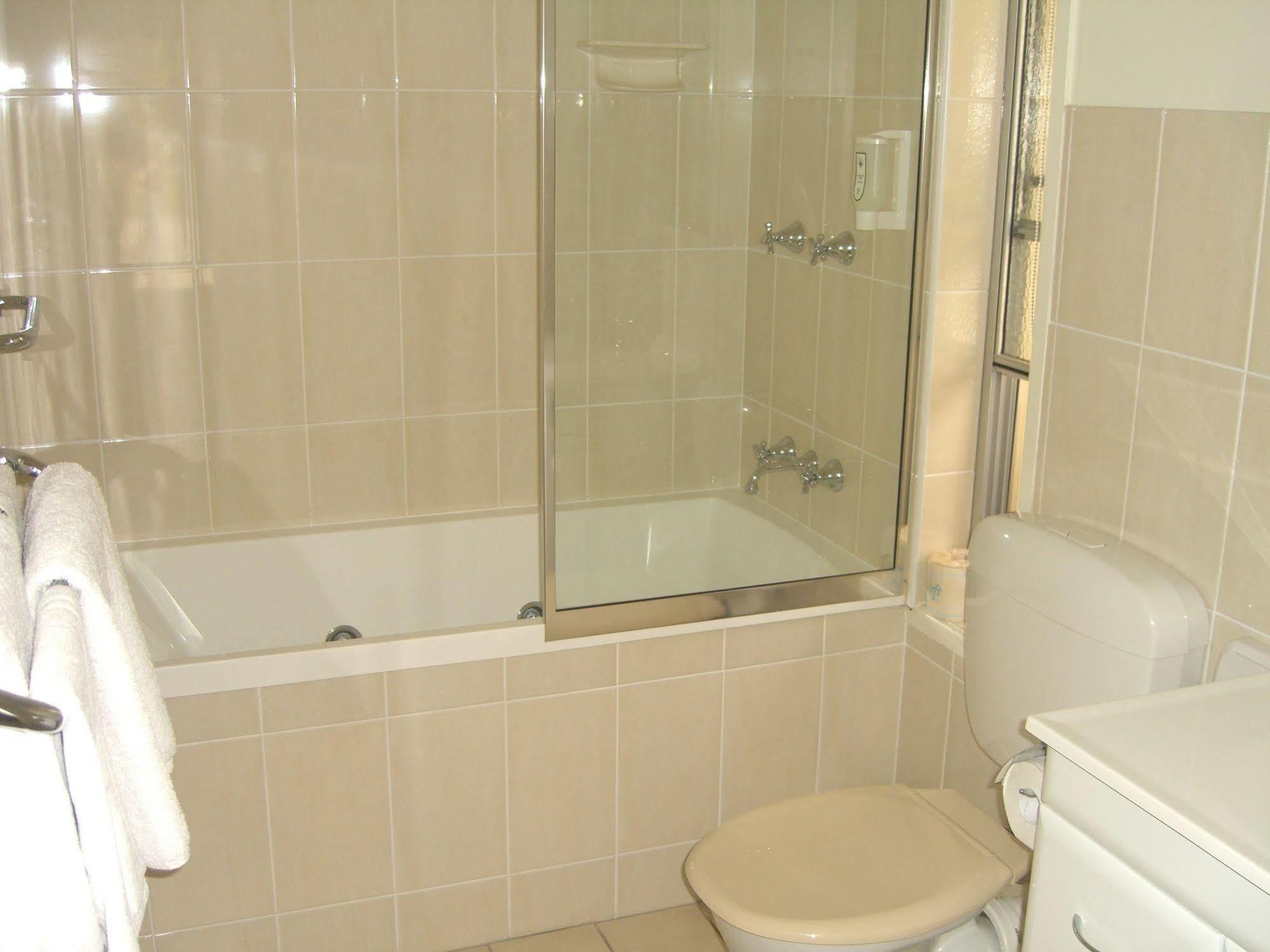 Bundaberg Coral Villa Motor Inn Dış mekan fotoğraf